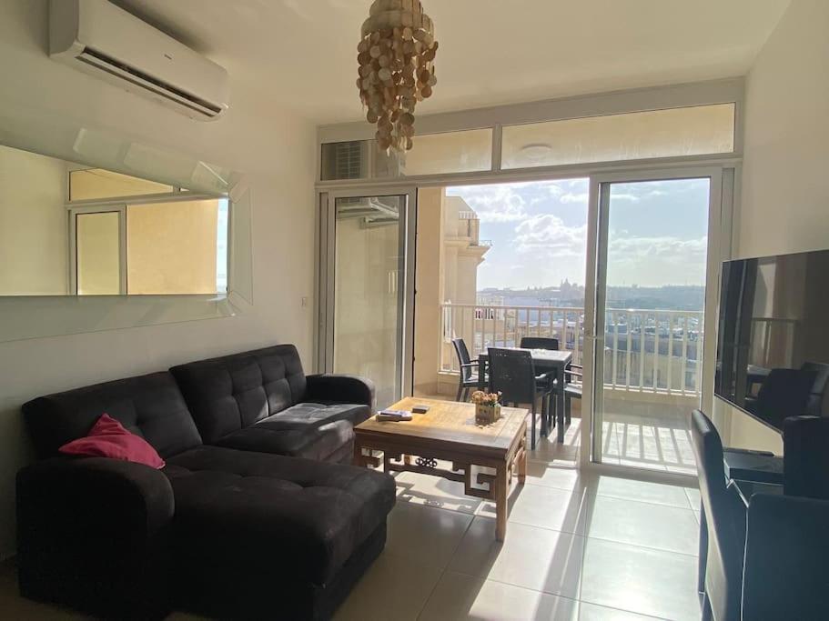 Central Sliema 3Bdr. Apartment 外观 照片